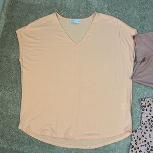 Peach dolman style tee - like new and possibly neve worn- from Dillard’s.
